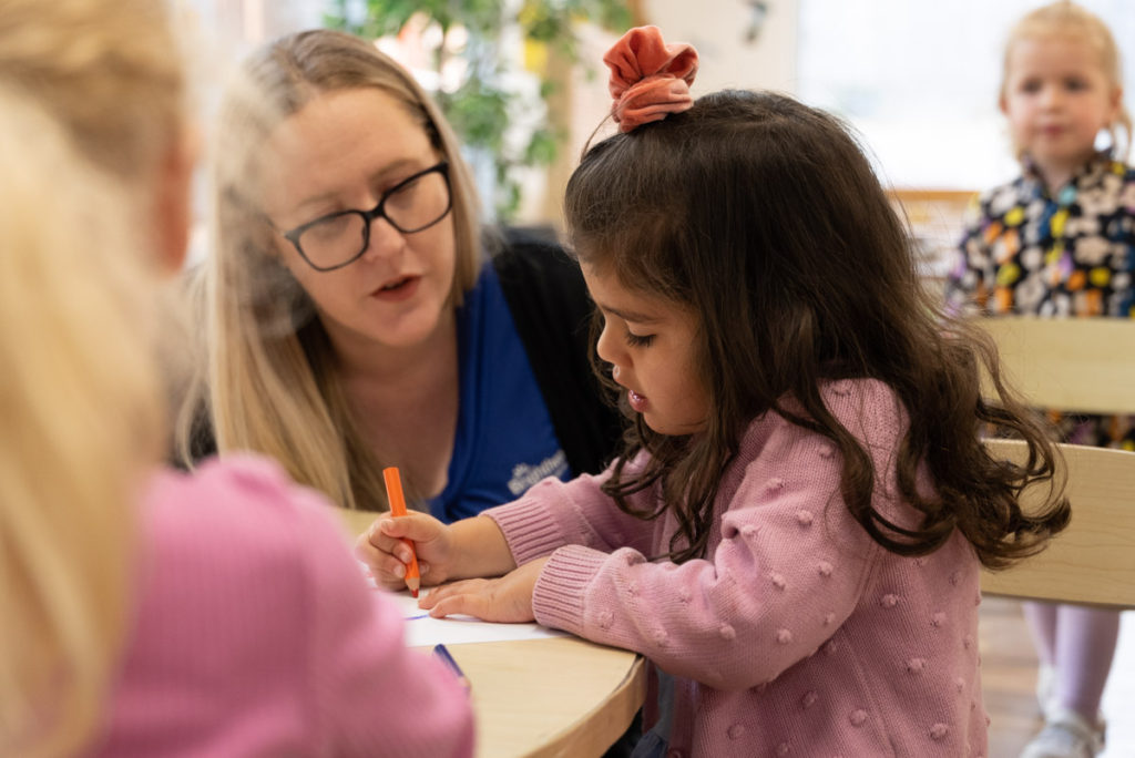 Brighthouse South Morang Educator and Children Playing 01